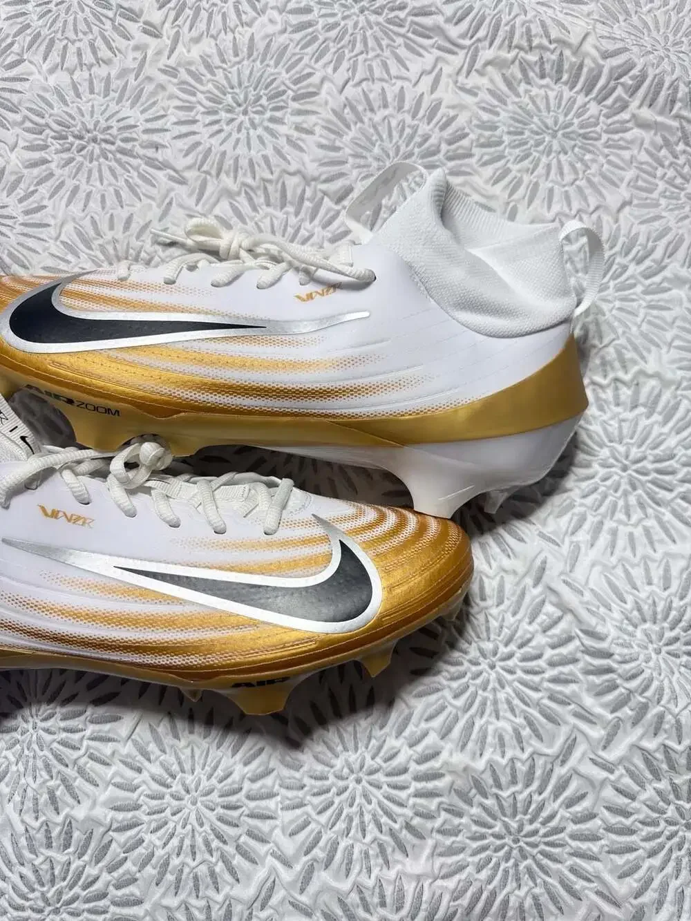 Nike Vapor Pro 1 Men's Football Cleats White Gold Black 11.5M FB3298-103